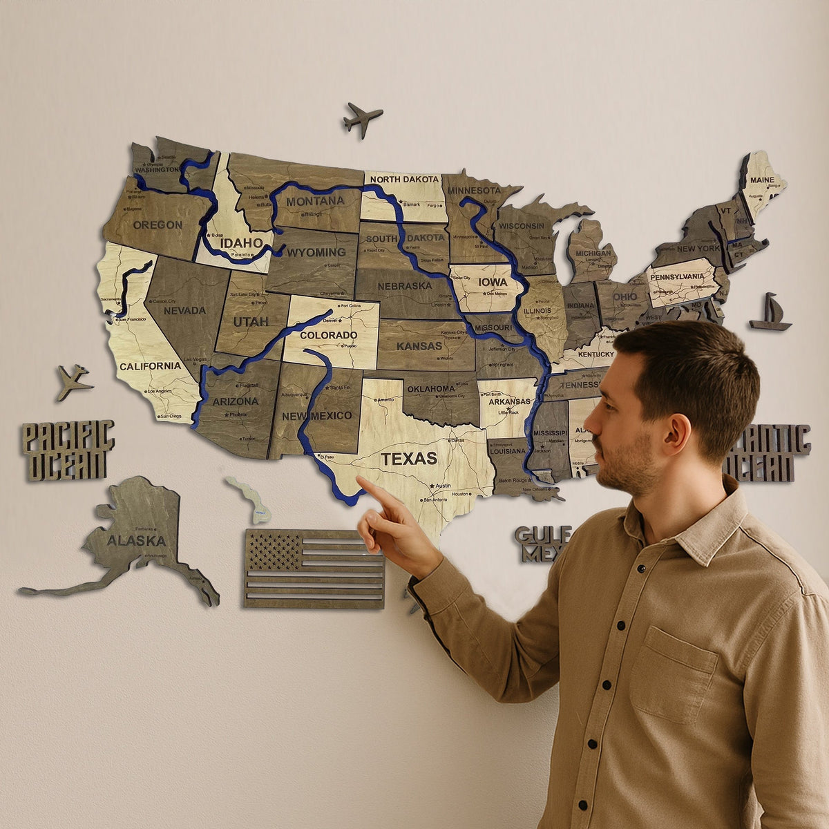 Wooden USA Map – With Rivers, color Wonder — buy | FACTURA