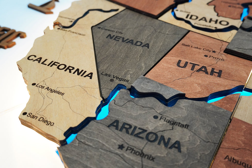 Wooden USA Map With LED – With Rivers, color Warm — buy | FACTURA