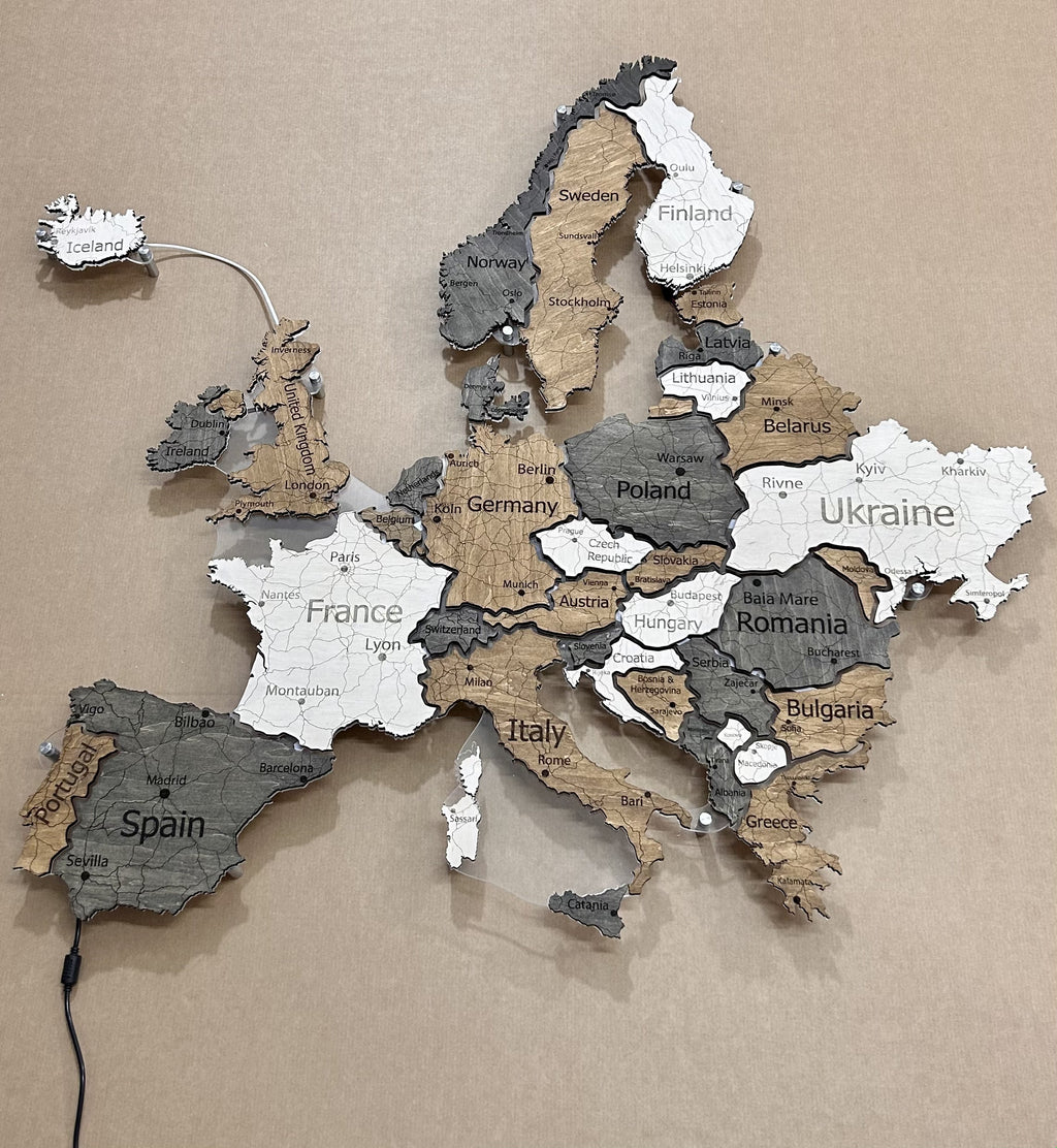 Europe LED map on acrylic glass with backlighting between countries color Wander — buy | FACTURA