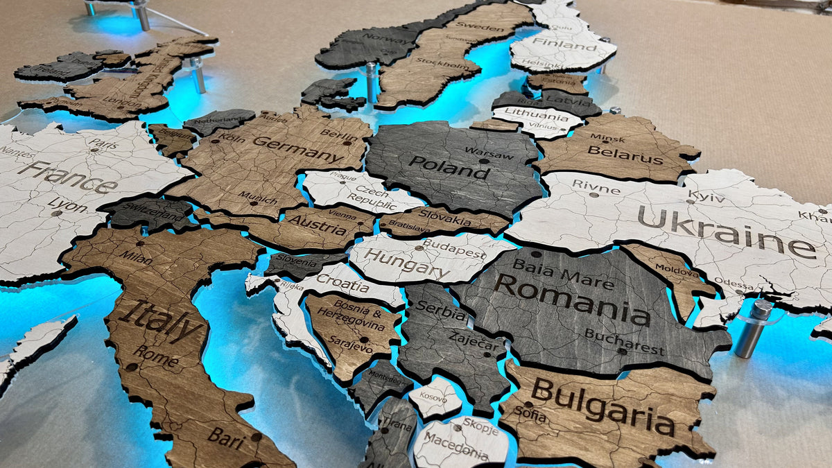 Europe LED RGB map on acrylic glass with backlighting between countries color Wander — buy | FACTURA