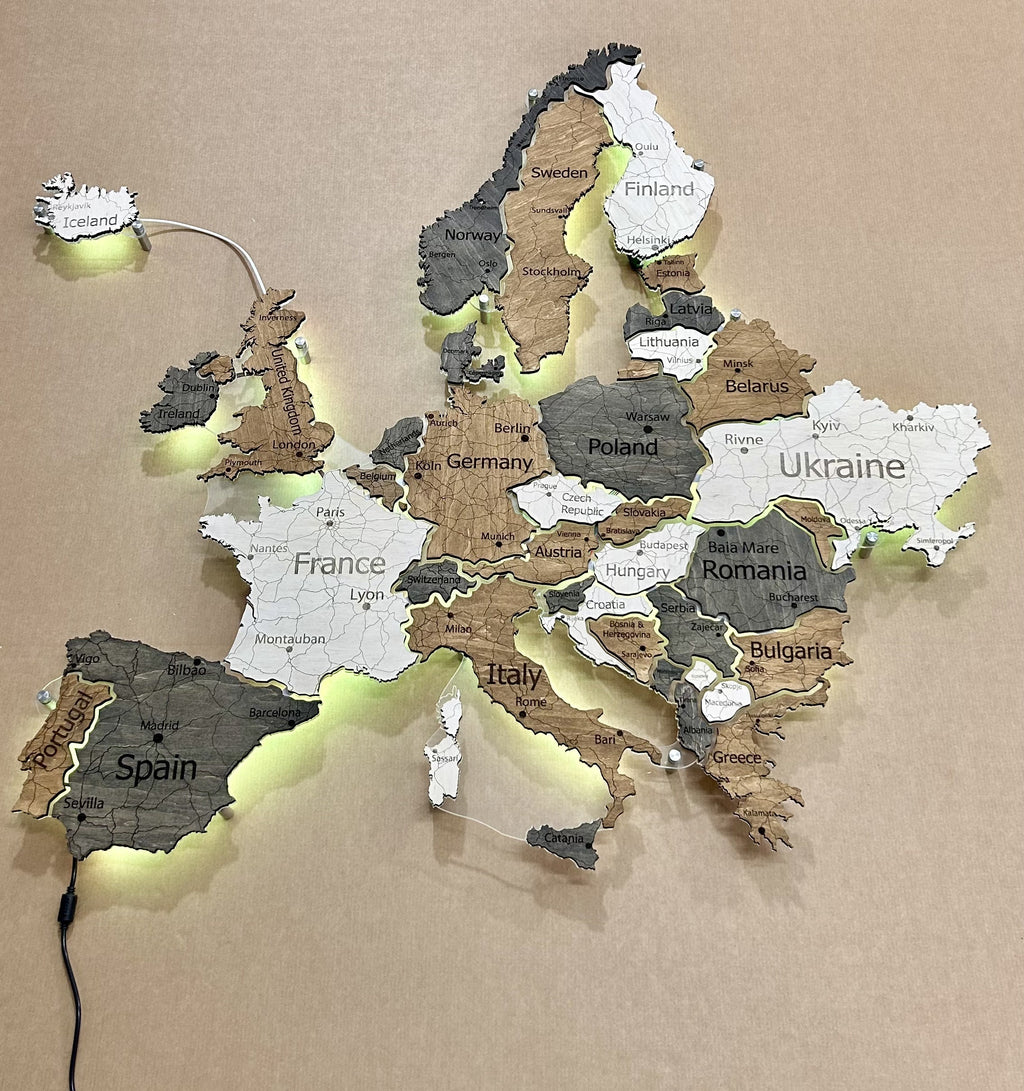 Europe LED RGB map on acrylic glass with backlighting between countries color Wander — buy | FACTURA