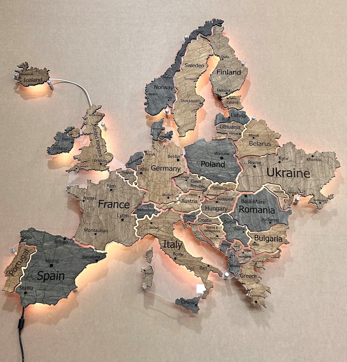 Europe LED map on acrylic glass with backlighting between countries color Dark Tree — buy | FACTURA