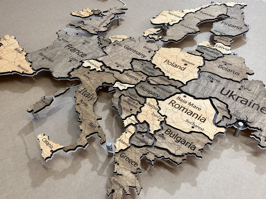 Europe LED map on acrylic glass with backlighting between countries color Nobel — buy | FACTURA