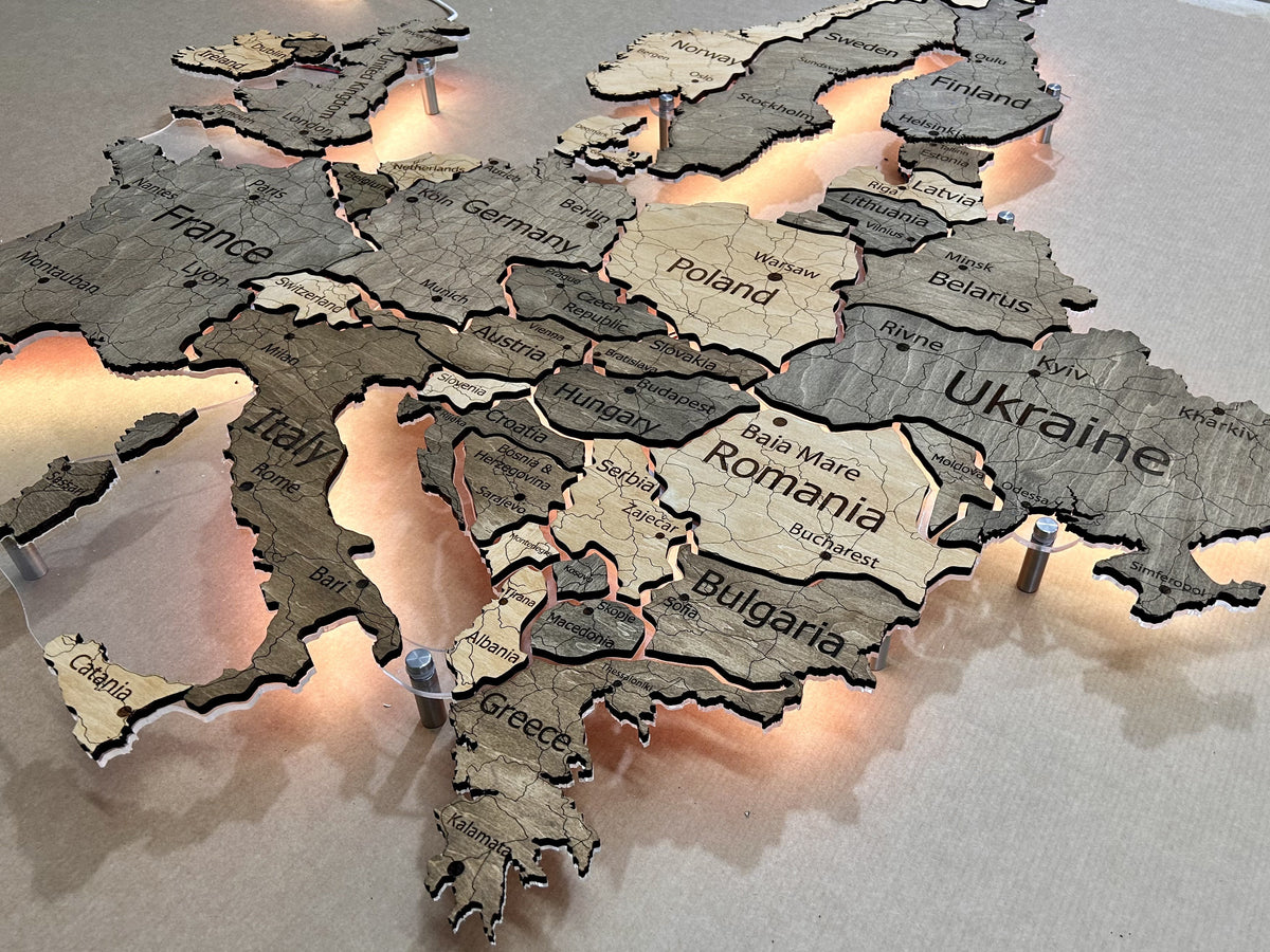 Europe LED map on acrylic glass with backlighting between countries color Nobel — buy | FACTURA