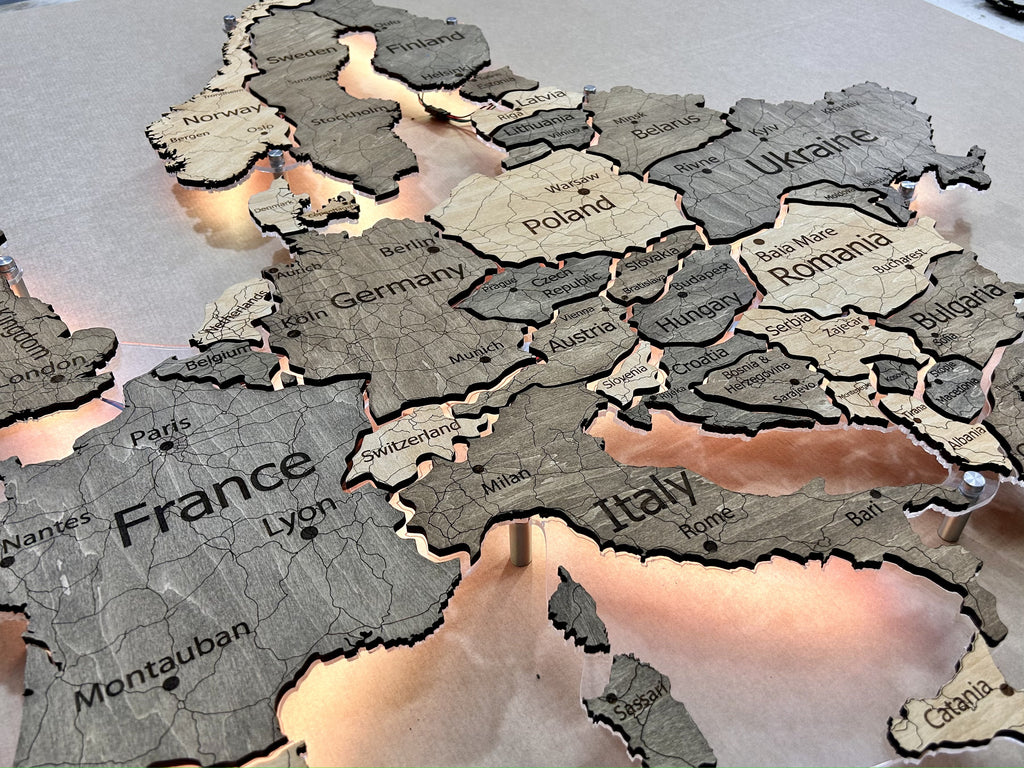 Europe LED map on acrylic glass with backlighting between countries color Nobel — buy | FACTURA