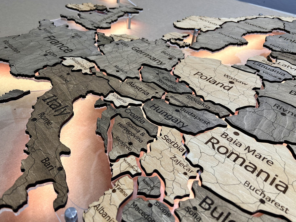 Europe LED map on acrylic glass with backlighting between countries color Nobel — buy | FACTURA