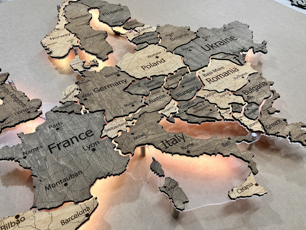 Europe LED map on acrylic glass with backlighting between countries color Nobel — buy | FACTURA