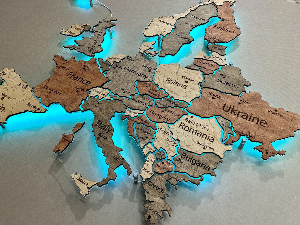 Europe LED RGB map on acrylic glass with backlighting between countries color Warm — buy | FACTURA