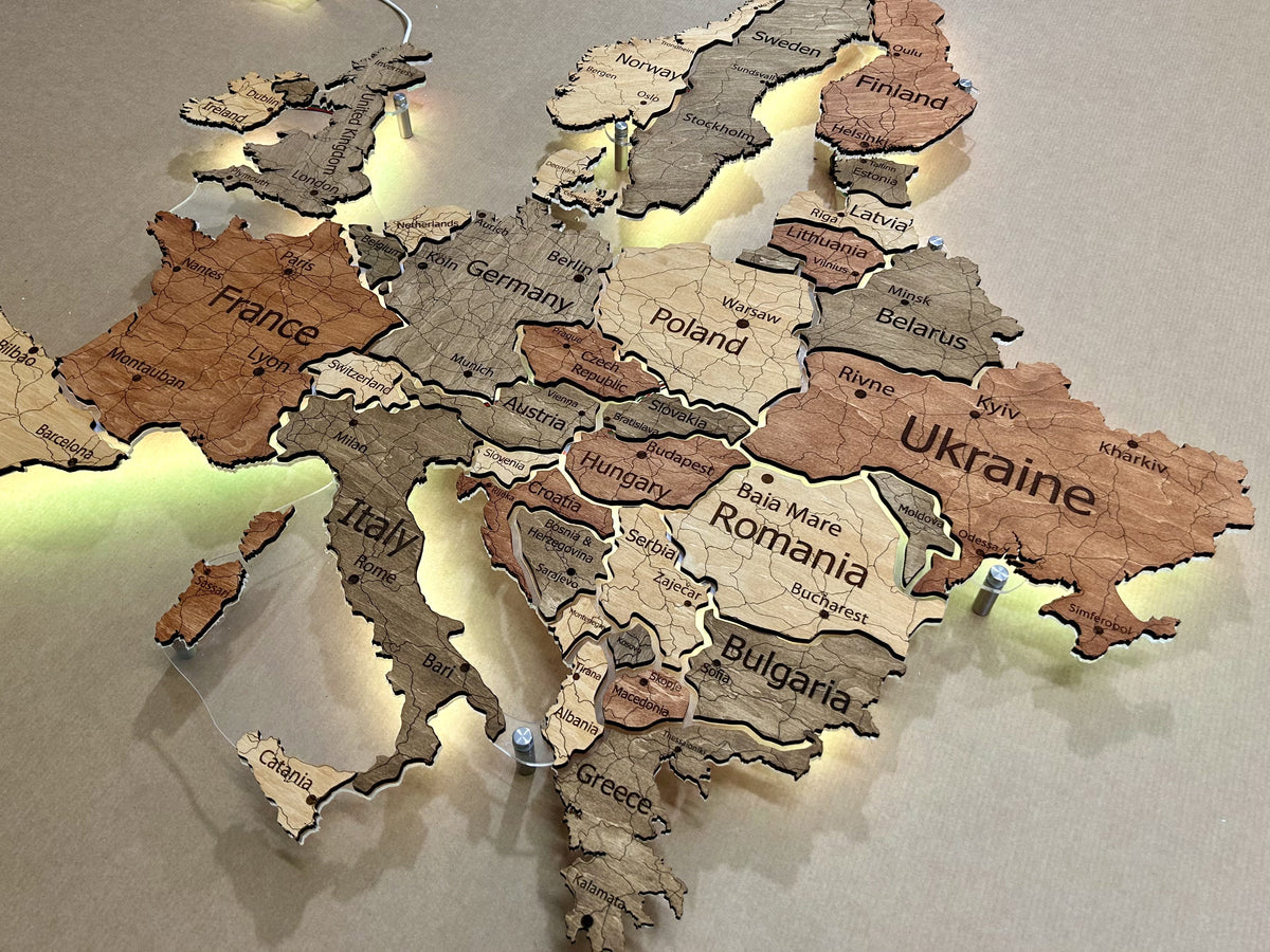 Europe LED RGB map on acrylic glass with backlighting between countries color Warm — buy | FACTURA
