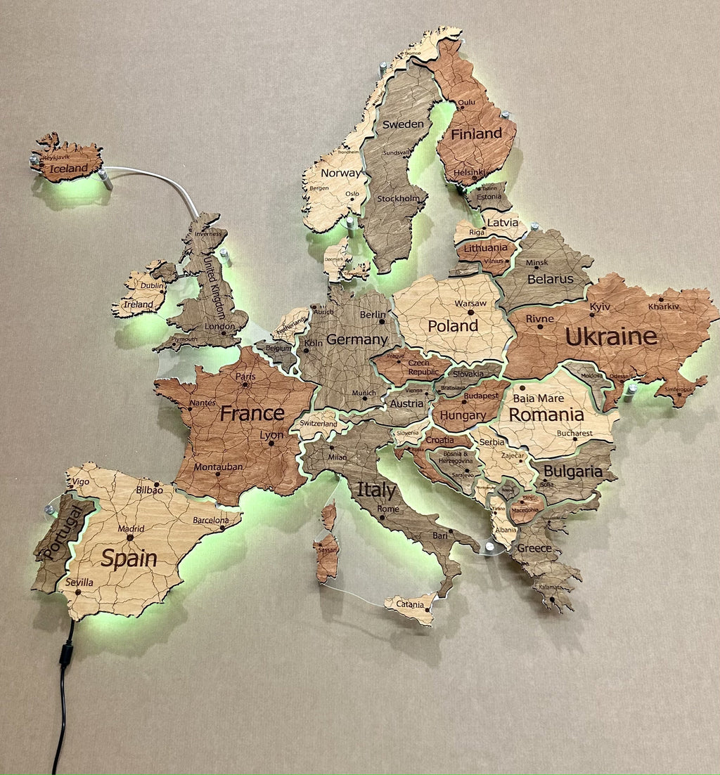 Europe LED RGB map on acrylic glass with backlighting between countries color Warm — buy | FACTURA