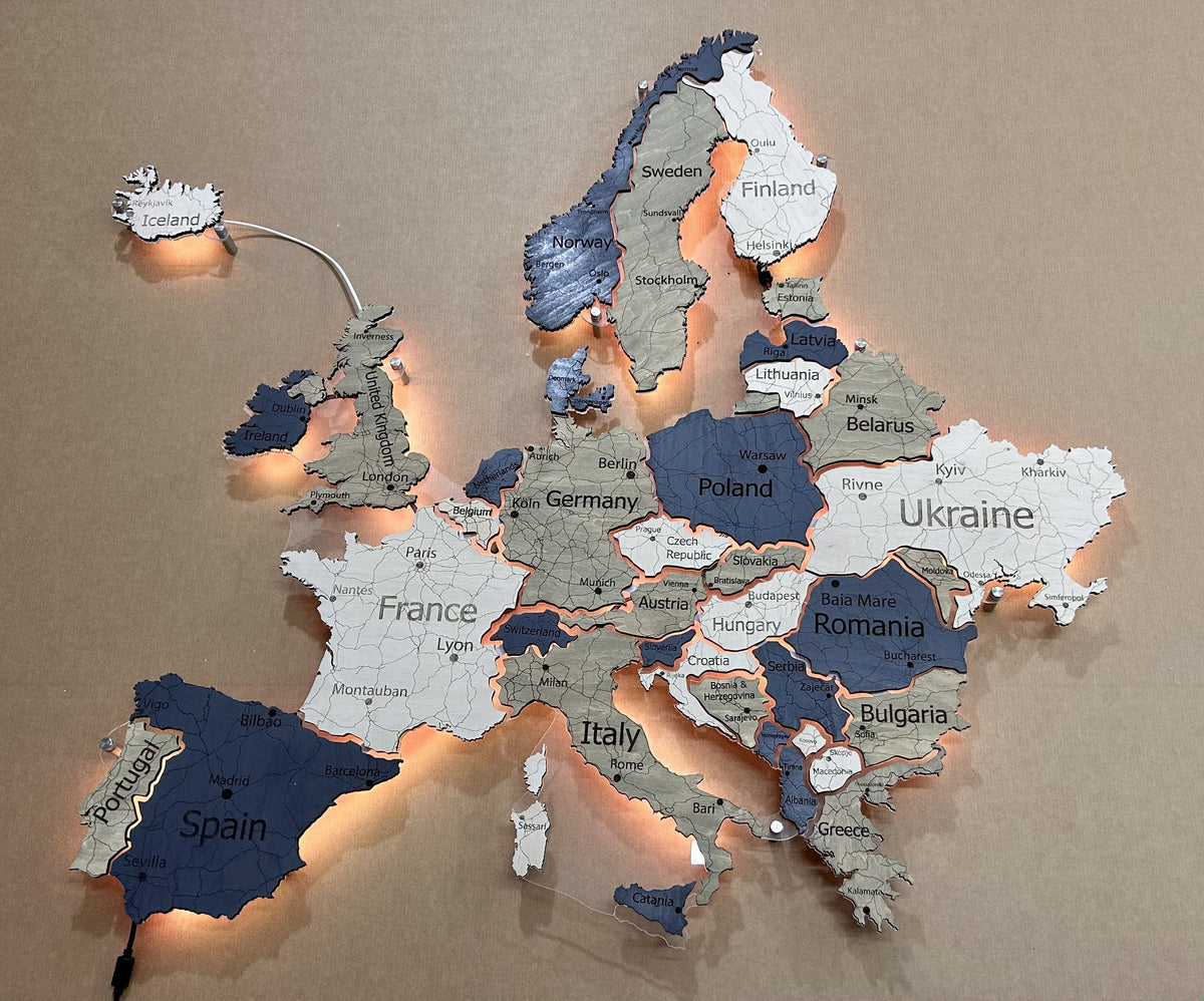 Europe LED map on acrylic glass with backlighting between countries color Deep — buy | FACTURA
