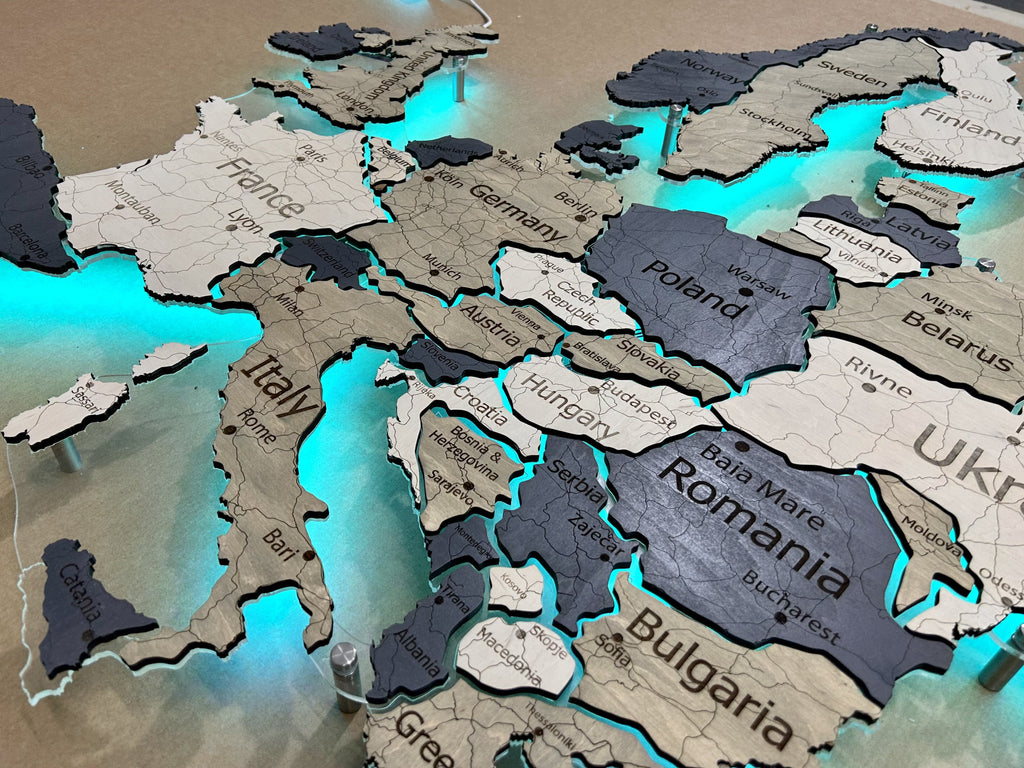 Europe LED RGB map on acrylic glass with backlighting between countries color Deep — buy | FACTURA