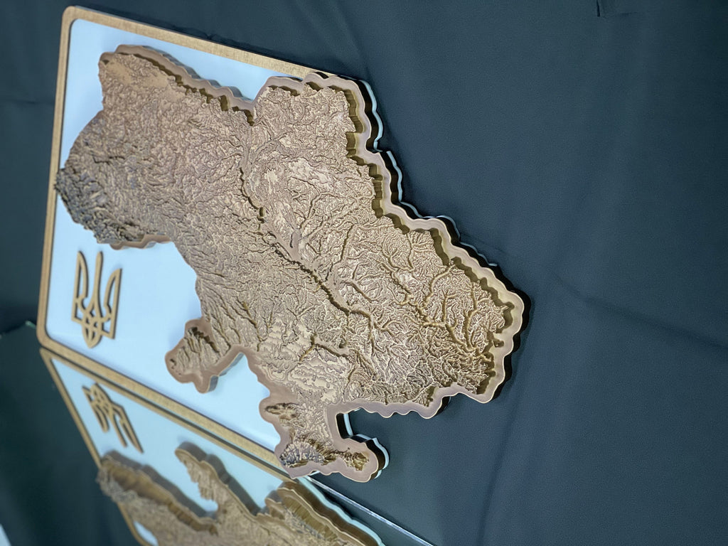 Wooden topographic map of Ukraine 3D, travel map — buy | FACTURA