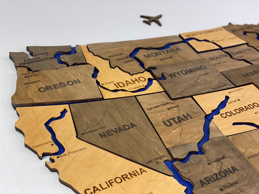 Wooden USA Map – With Rivers, color Elis — buy | FACTURA