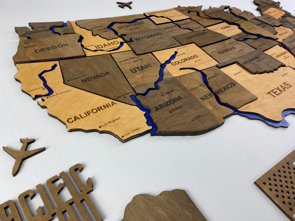 Wooden USA Map – With Rivers, color Elis — buy | FACTURA