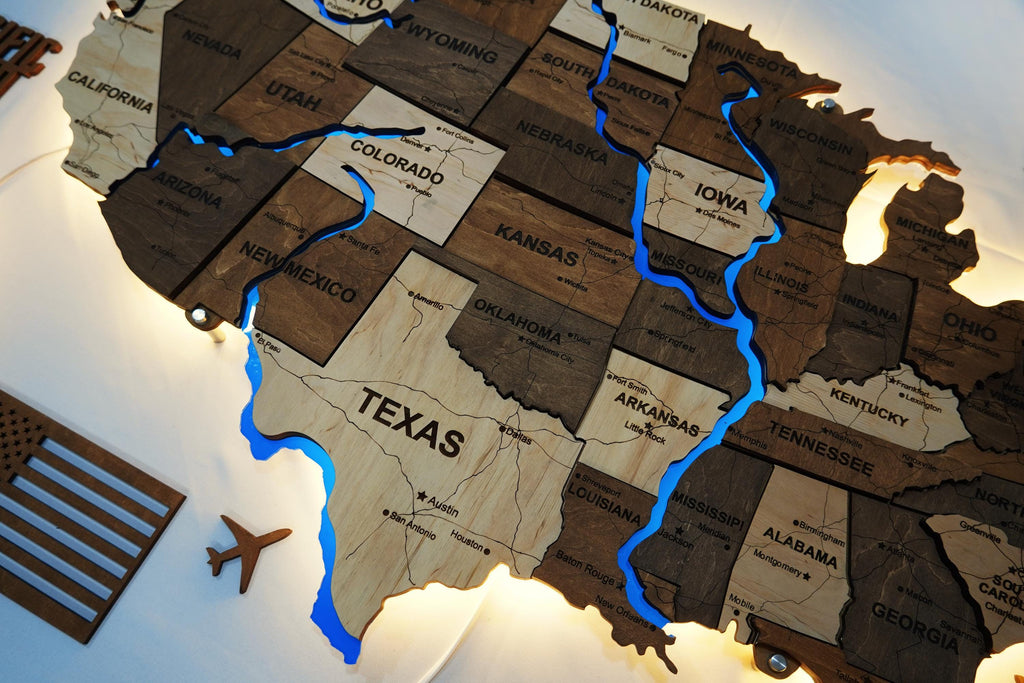 Wooden USA Map With LED – With Rivers, color Wander — buy | FACTURA