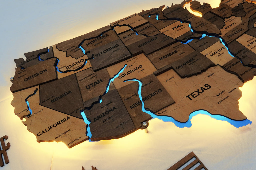 Wooden USA Map With LED – With Rivers, color Elis — buy | FACTURA
