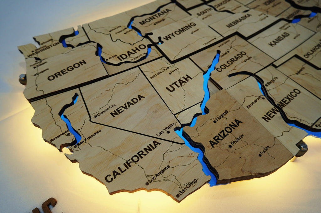 Wooden USA Map With LED – With Rivers, color Natural — buy | FACTURA