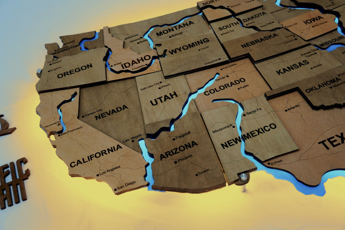 Wooden USA Map With LED – With Rivers, color Light Tree — buy | FACTURA