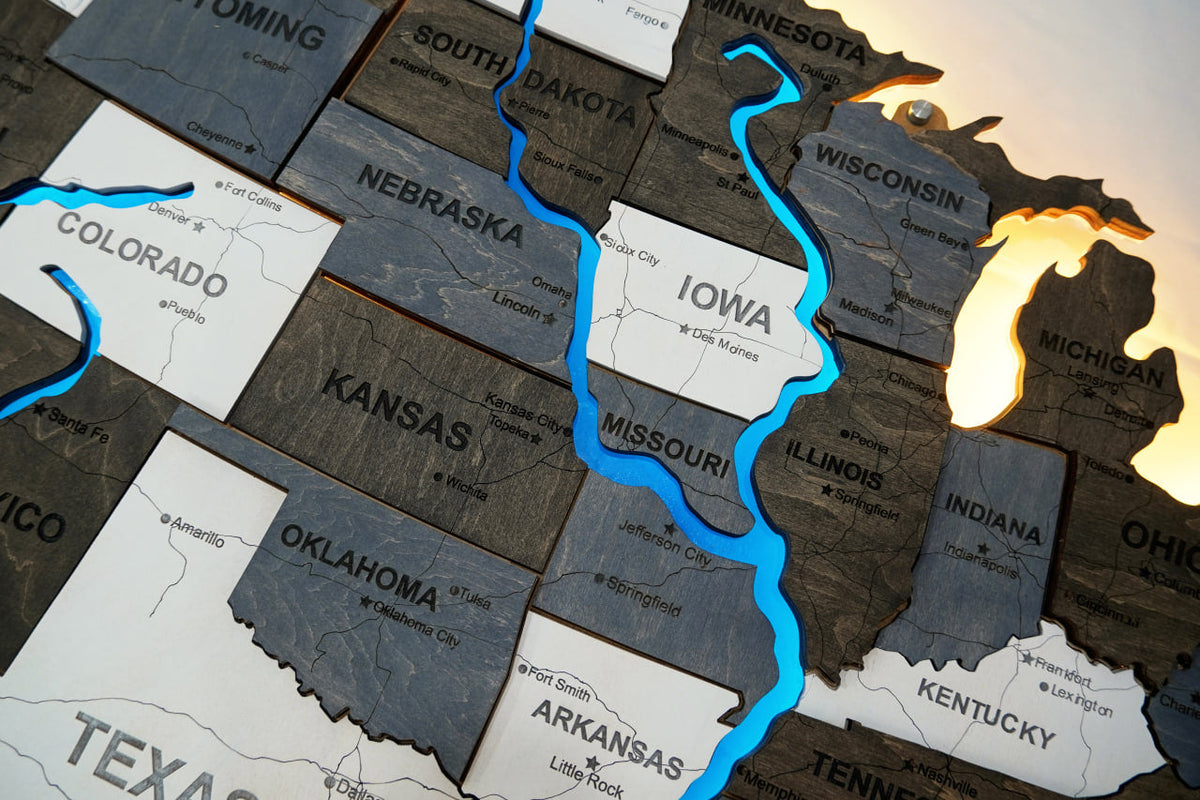 Wooden USA Map With LED – With Rivers, color Loft — buy | FACTURA