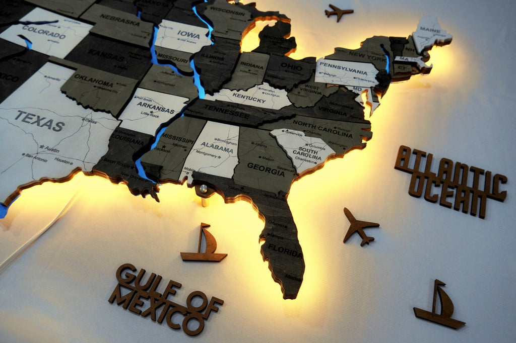 Wooden USA Map With LED – With Rivers, color Black&White — buy | FACTURA